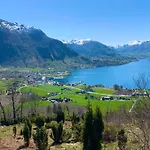 Guddals Tunet Rosendal