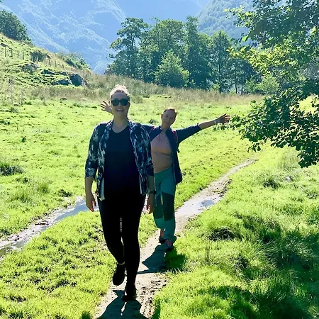 Guddals Tunet * Rosendal